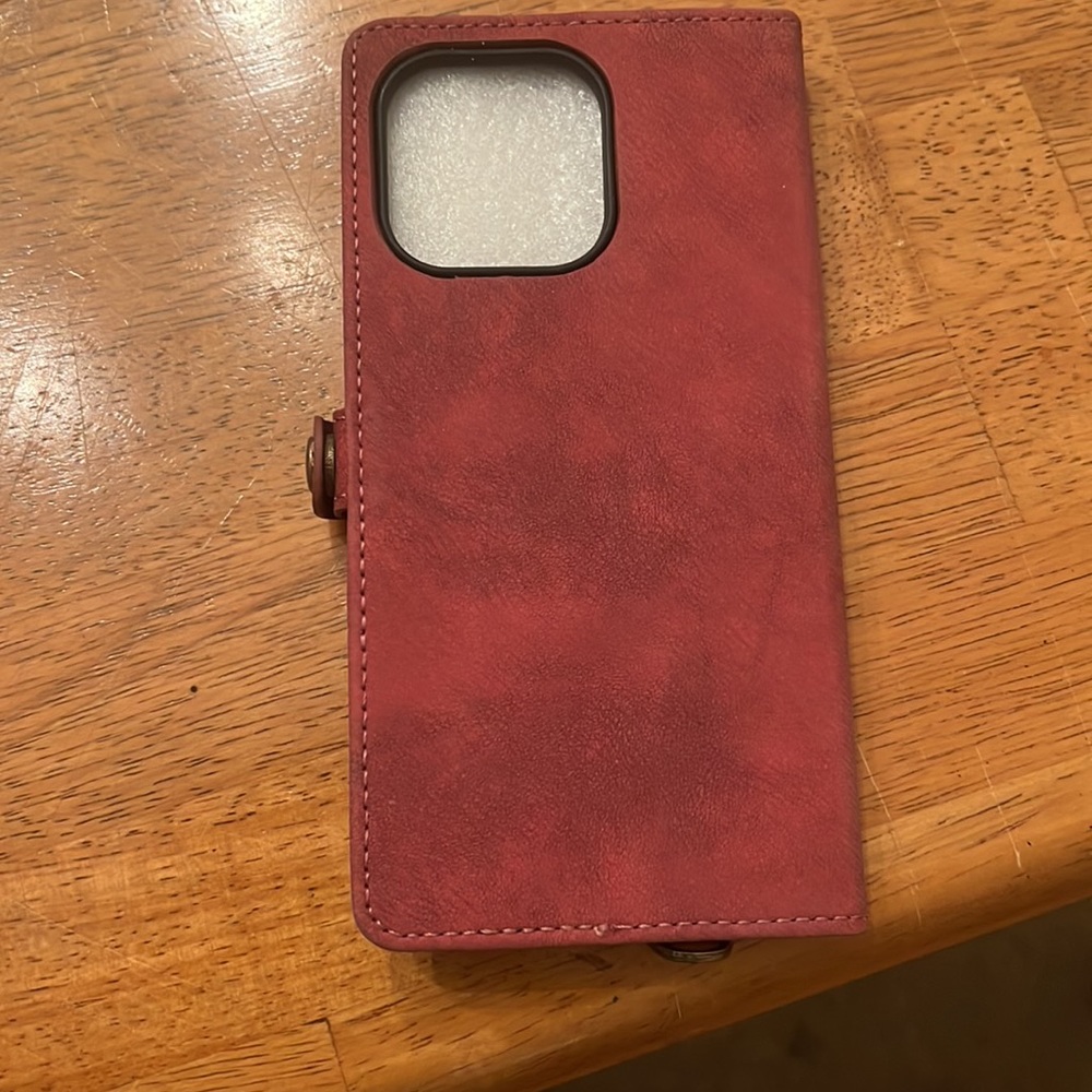 iPhone 13 Pro case! - Picture 3 of 4